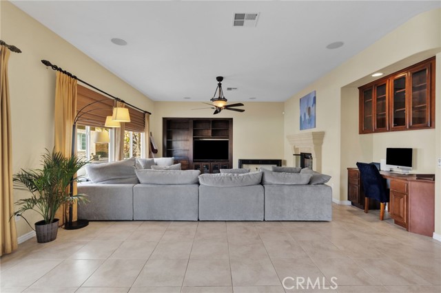 Detail Gallery Image 21 of 75 For 12389 Winesap, Apple Valley,  CA 92308 - 5 Beds | 2/1 Baths