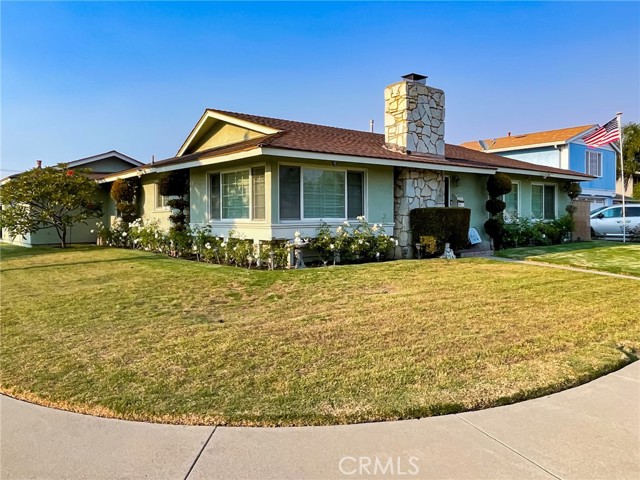 Detail Gallery Image 2 of 18 For 9461 Calla Cir, Fountain Valley,  CA 92708 - 3 Beds | 2 Baths