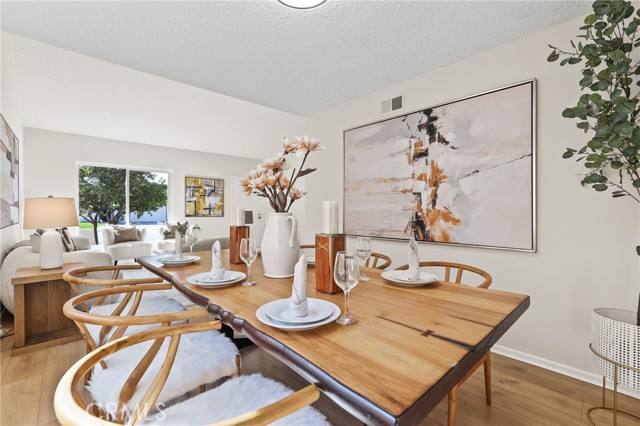 Detail Gallery Image 15 of 55 For 12547 Yosemite, Cerritos,  CA 90703 - 4 Beds | 3 Baths