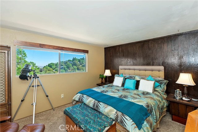 Detail Gallery Image 11 of 27 For 1301 Evergreen Ln, Lake Arrowhead,  CA 92352 - 3 Beds | 2 Baths