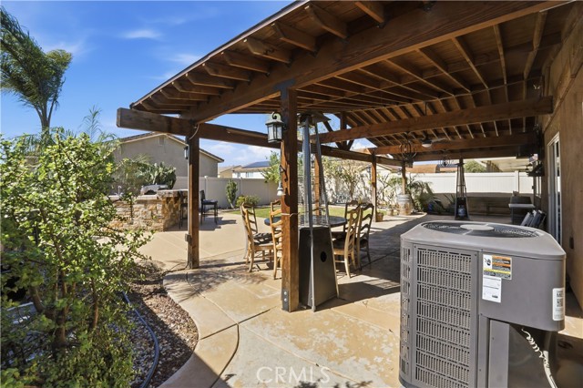 Detail Gallery Image 50 of 65 For 4415 Bethel Rd, Jurupa Valley,  CA 92509 - 5 Beds | 3/1 Baths