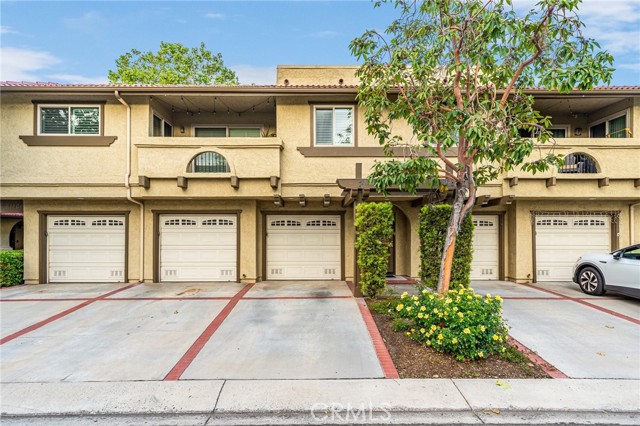 Detail Gallery Image 3 of 21 For 21306 Tupelo Ln #5,  Lake Forest,  CA 92630 - 2 Beds | 2 Baths