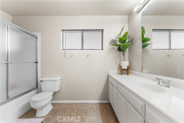 Detail Gallery Image 29 of 47 For 3300 W Avenue J3, Lancaster,  CA 93536 - 4 Beds | 3 Baths