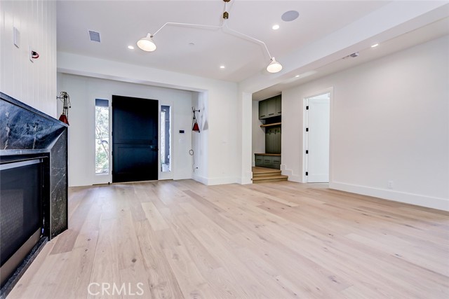 1825 Pacific Avenue, Manhattan Beach, California 90266, 5 Bedrooms Bedrooms, ,5 BathroomsBathrooms,Residential,Sold,Pacific,SB21268855