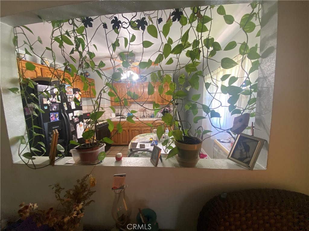 https://media.crmls.org/medias/53672167-c958-4651-b677-339be0ee70bb.jpg?preset=X-Large