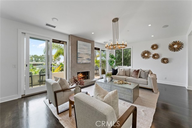 444 Morning Canyon Road, Corona del Mar CA: https://media.crmls.org/medias/536744f4-0744-4c39-9352-5cc8827a3f0a.jpg