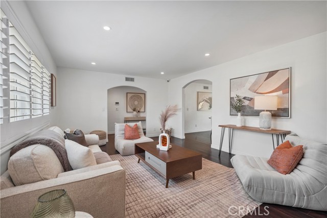 Detail Gallery Image 9 of 66 For 6028 Hart Ave, Temple City,  CA 91780 - 3 Beds | 2 Baths