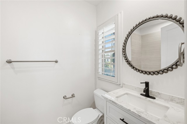 31 Prairie, Irvine CA: https://media.crmls.org/medias/5368804c-3f50-4407-bace-dee067243336.jpg