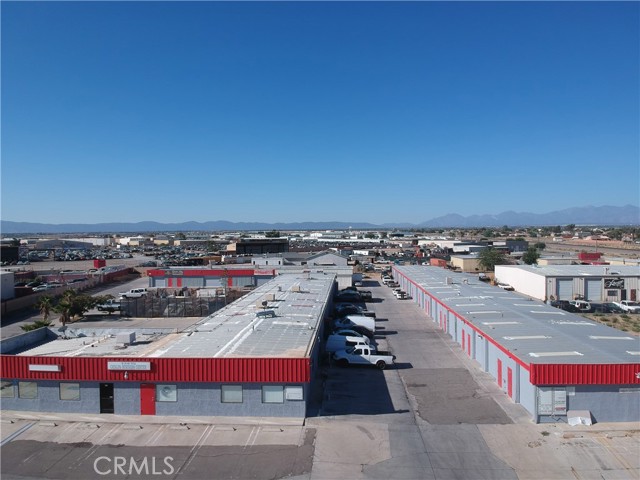 17415 Catalpa Street, Hesperia, California 92345, ,Commercial Sale,For Sale,17415 Catalpa Street,CRHD23165398