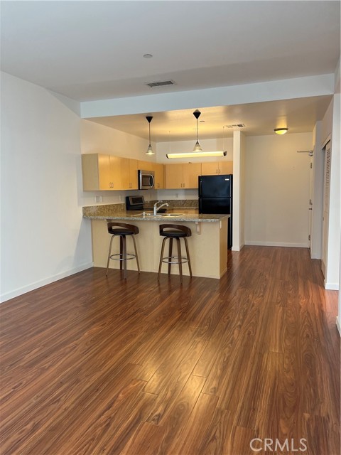 Image 3 for 630 W 6Th St #604, Los Angeles, CA 90017