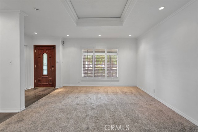 Detail Gallery Image 8 of 38 For 5395 Granada Ave, Riverside,  CA 92504 - 4 Beds | 2 Baths