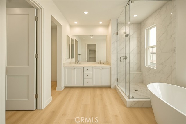 107 Eversedge, Irvine CA: https://media.crmls.org/medias/53697041-1c0b-4358-94cb-1b90ada3e8be.jpg