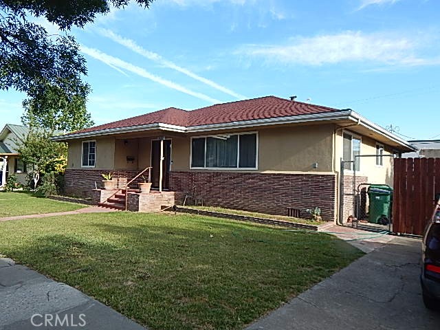1427 Yolo Street, Corning CA: https://media.crmls.org/medias/5369a915-2005-4343-8674-45138eb0cdf3.jpg