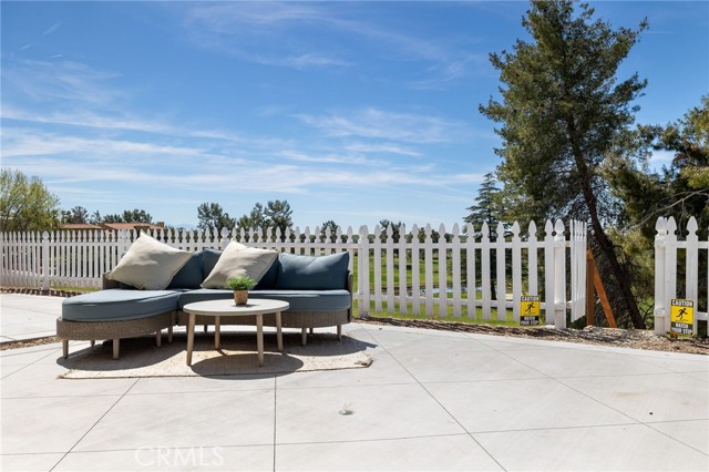 5804 Levanto Street, Bakersfield CA: https://media.crmls.org/medias/536a7122-00aa-450f-9e14-96be26a2fb62.jpg