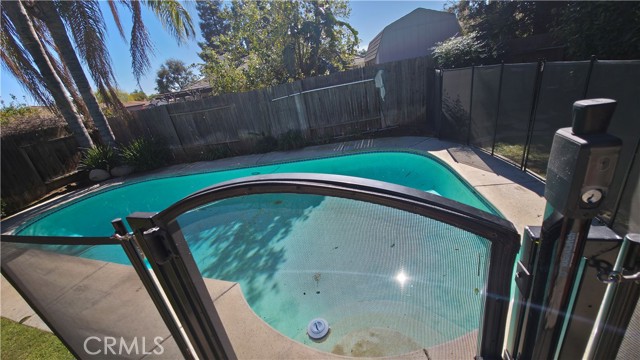 Detail Gallery Image 24 of 28 For 9909 Mona Lisa Ln, Bakersfield,  CA 93312 - 3 Beds | 2 Baths