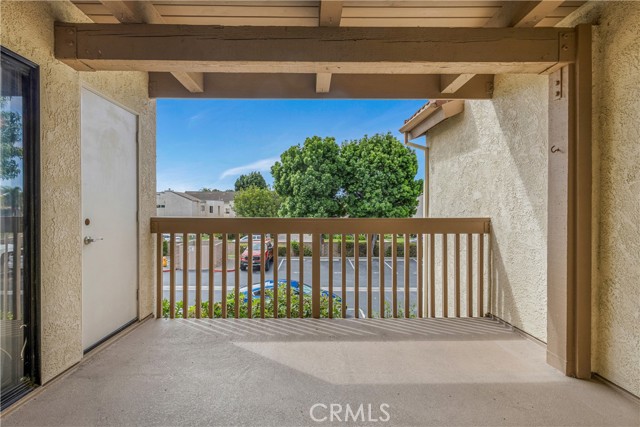 Detail Gallery Image 17 of 27 For 16581 Grunion Lane #204,  Huntington Beach,  CA 92649 - 2 Beds | 2 Baths