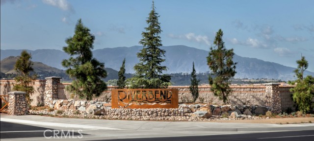 Detail Gallery Image 34 of 48 For 11829 Confluence Dr, Jurupa Valley,  CA 91752 - 5 Beds | 3 Baths