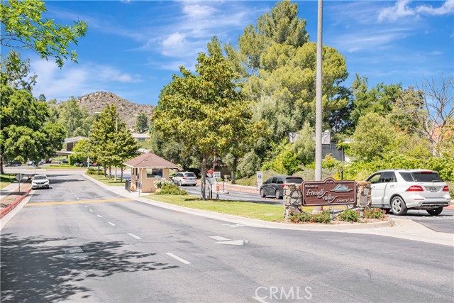 Detail Gallery Image 48 of 48 For 19223 Avenue of the Oaks #D,  Newhall,  CA 91321 - 2 Beds | 1 Baths