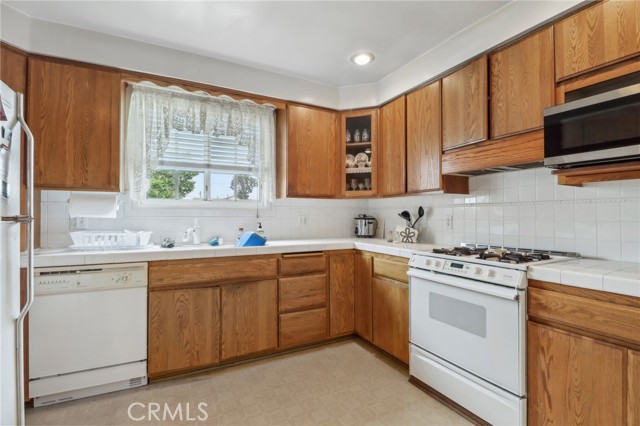 Detail Gallery Image 10 of 23 For 1862 Grier St, Pomona,  CA 91766 - 3 Beds | 1 Baths