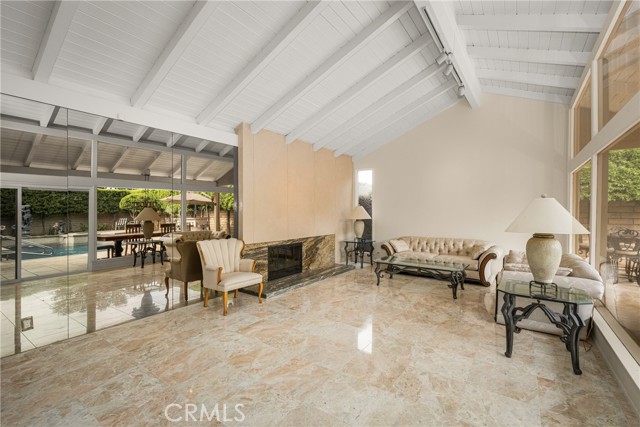 Detail Gallery Image 10 of 75 For 3030 E Elgin, Orange,  CA 92869 - 4 Beds | 2/1 Baths