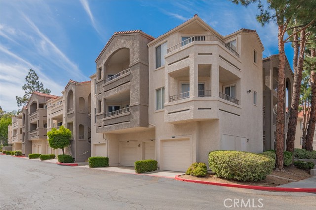 Detail Gallery Image 3 of 21 For 1980 Las Colinas Cir #206,  Corona,  CA 92879 - 1 Beds | 1 Baths