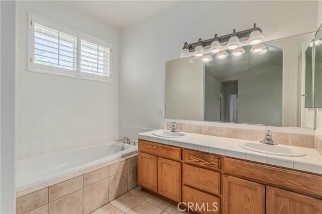 Detail Gallery Image 23 of 53 For 21370 Valley Oak Dr, Middletown,  CA 95461 - 4 Beds | 2 Baths