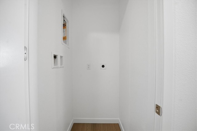 Detail Gallery Image 6 of 48 For 2380 Haley Point Drive #104,  Ventura,  CA 93003 - 4 Beds | 3/1 Baths