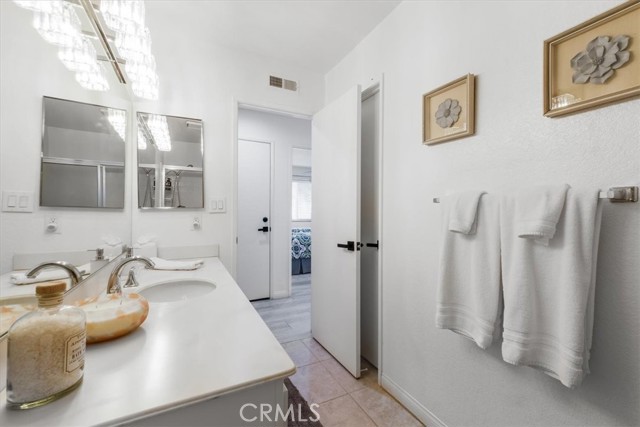 Image 24 of 58 For 332 Villena Way