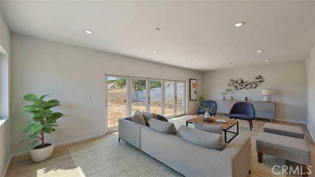 13105 Via Tuscany, Riverside CA: https://media.crmls.org/medias/53702a5a-eab7-40e7-afe2-40f361226fad.jpg