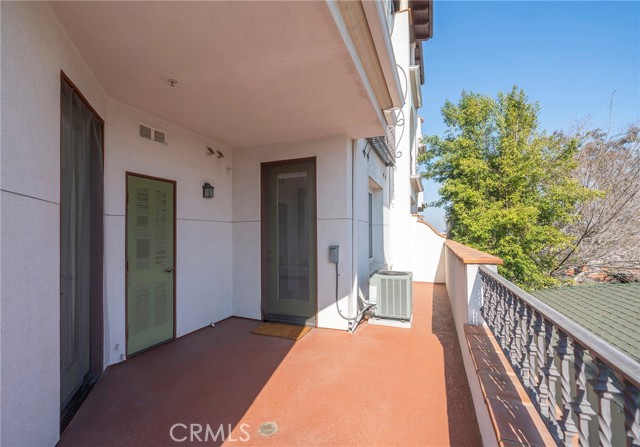 2001 Artesia Boulevard, Redondo Beach, California 90278, 1 Bedroom Bedrooms, ,1 BathroomBathrooms,Residential,Sold,Artesia,SB22021546