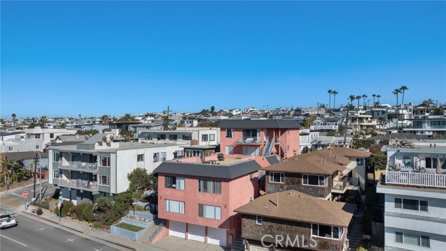 2124 Hermosa Avenue, Hermosa Beach, California 90254, 10 Bedrooms Bedrooms, ,8 BathroomsBathrooms,Residential,For Sale,Hermosa,SB25013040