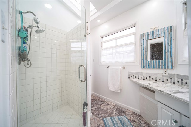 1733 Bayou Way, Seal Beach CA: https://media.crmls.org/medias/53716aaf-7bb8-4d88-9dea-2fddc65b9b28.jpg
