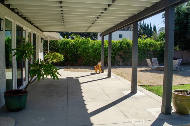 18408 Tribune Street photo 42