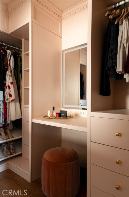 Image 28 of 53 For 734 Parkman