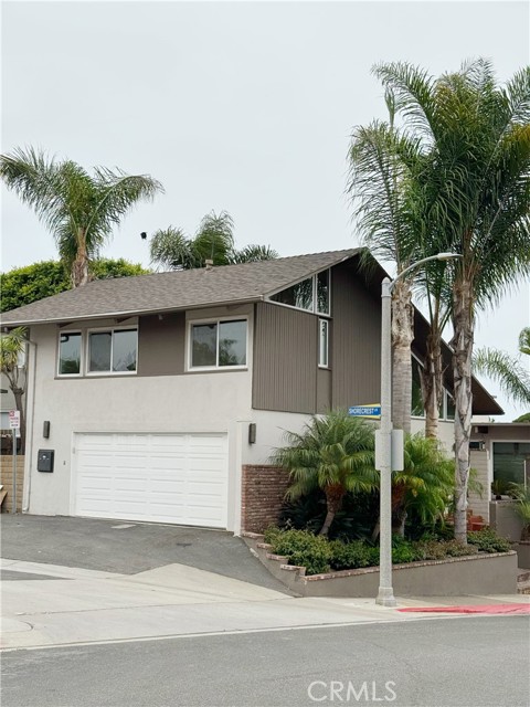 Detail Gallery Image 3 of 23 For 4100 Shorecrest Ln, Corona Del Mar,  CA 92625 - 2 Beds | 1 Baths