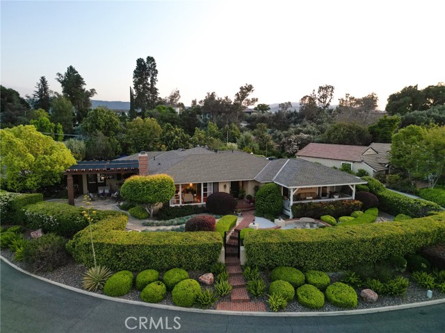 1215 Mira Monte Drive, Redlands CA: https://media.crmls.org/medias/5372a67d-bfca-404e-a43c-626a07dfb93a.jpg