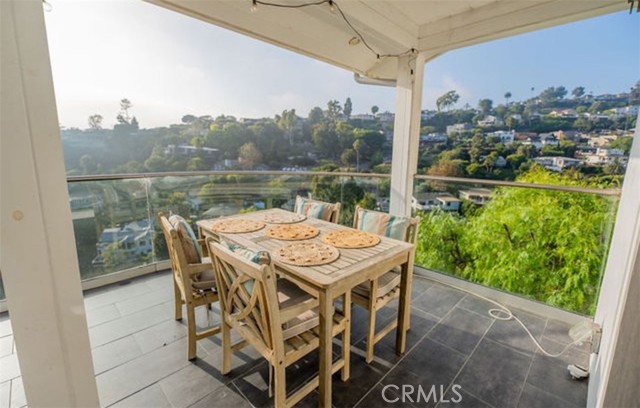 Detail Gallery Image 10 of 22 For 986 Oriole, Laguna Beach,  CA 92651 - 3 Beds | 3 Baths