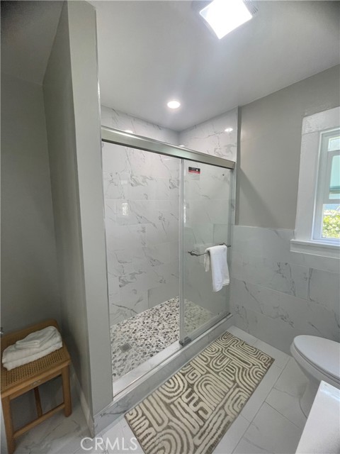 5426 4th Avenue, Los Angeles CA: https://media.crmls.org/medias/5373e632-0a84-4f13-90f2-f135f10d95a8.jpg