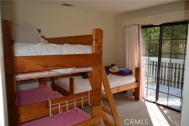 Detail Gallery Image 15 of 29 For 40748 Foxboro Ct, Bass Lake,  CA 93604 - 3 Beds | 3/1 Baths