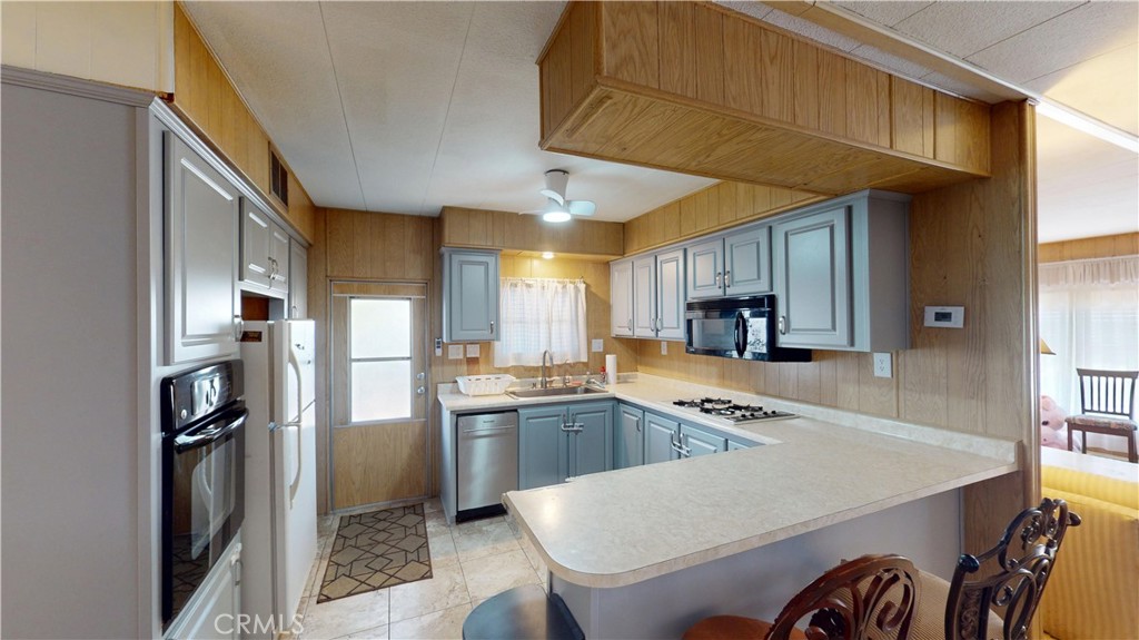 MLS #OC26155985 image #6