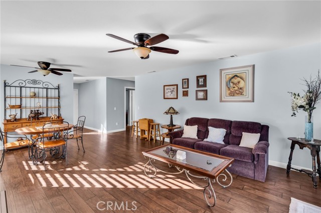 Detail Gallery Image 13 of 29 For 1373 Sierra Seneca, San Jacinto,  CA 92583 - 2 Beds | 2 Baths