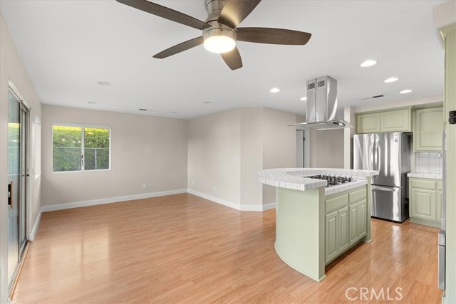 Detail Gallery Image 8 of 27 For 1317 W Fern Dr, Fullerton,  CA 92833 - 3 Beds | 2 Baths