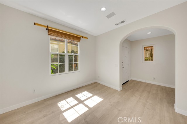 29 Windchime, Irvine CA: https://media.crmls.org/medias/5376598f-180e-4151-9a91-d20c7cd9d6a2.jpg