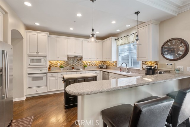 2226 Nelson Avenue, Redondo Beach, California 90278, 4 Bedrooms Bedrooms, ,2 BathroomsBathrooms,Residential,Sold,Nelson,SB22119985