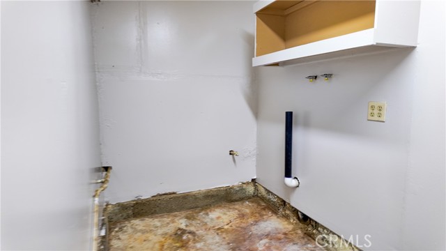 Detail Gallery Image 38 of 38 For 405 S Clara, Santa Ana,  CA 92703 - 3 Beds | 2 Baths