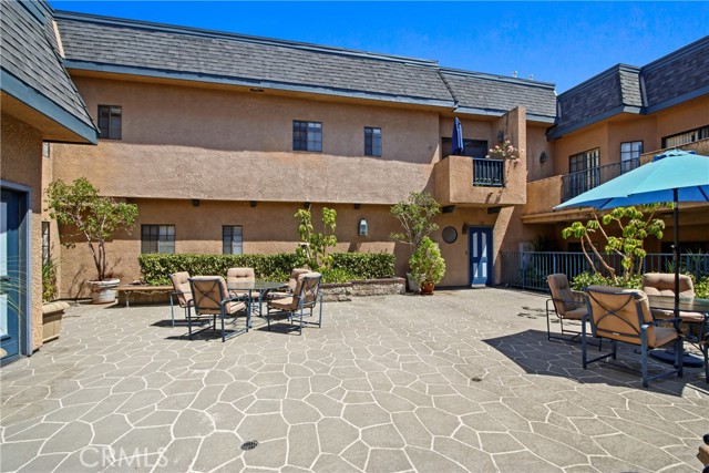 Detail Gallery Image 4 of 25 For 618 Fairview Ave #112,  Arcadia,  CA 91007 - 2 Beds | 2/1 Baths