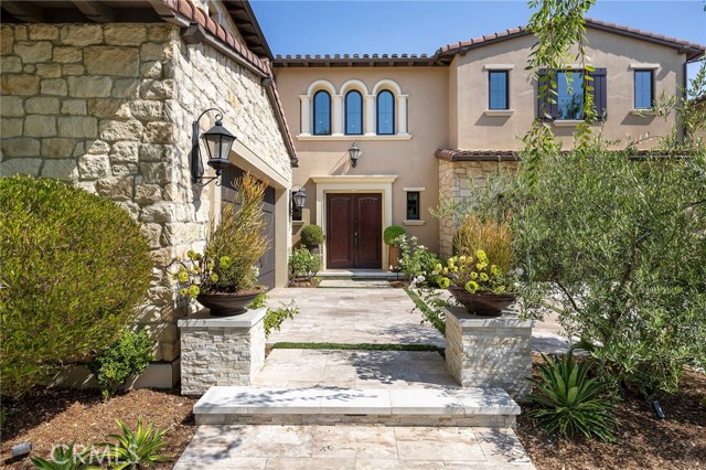 Detail Gallery Image 4 of 73 For 108 Heather Mist, Irvine,  CA 92618 - 5 Beds | 5/1 Baths
