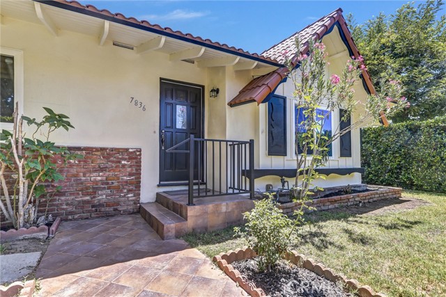 7836 Hanna Avenue, Canoga Park CA: https://media.crmls.org/medias/537a9043-77e1-463f-936b-da45fb83ea53.jpg