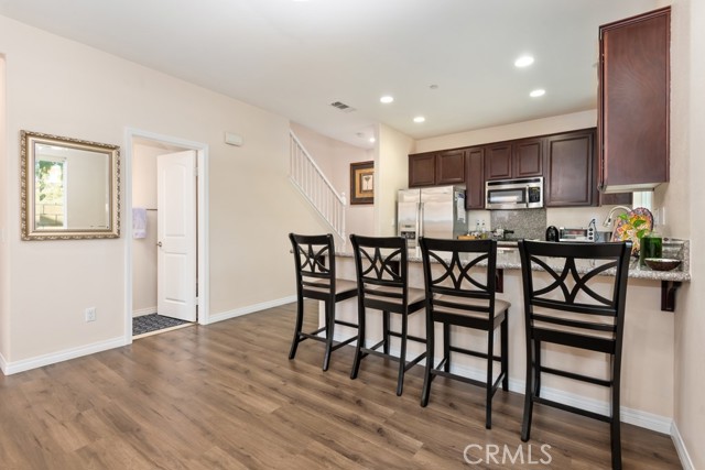 Detail Gallery Image 9 of 28 For 883 Alex Ct, Upland,  CA 91784 - 3 Beds | 2/1 Baths