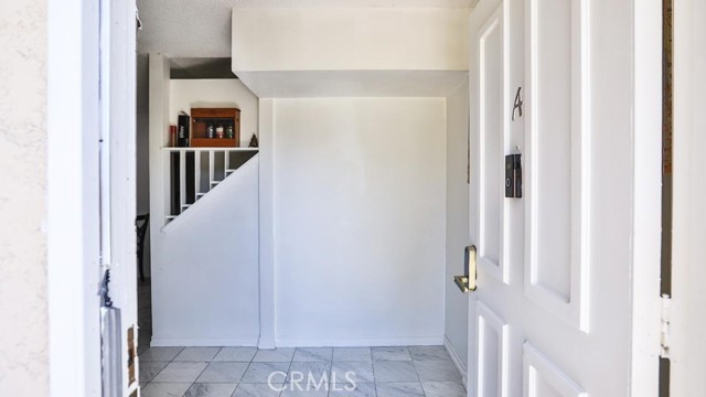 206 N Newhope Street, Santa Ana CA: https://media.crmls.org/medias/537bd88c-ef52-4ab8-aa71-e9e703e298cb.jpg